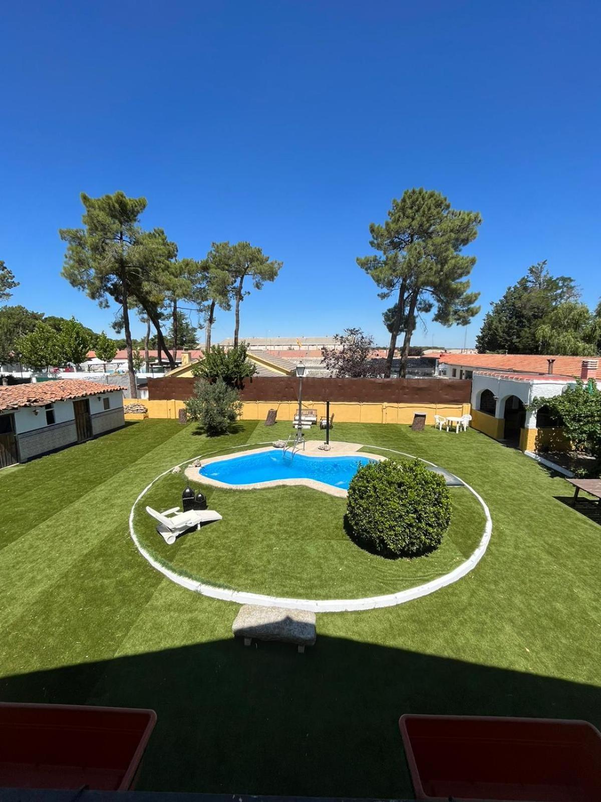 Villa Nogueroles Sanchidrian Ngoại thất bức ảnh